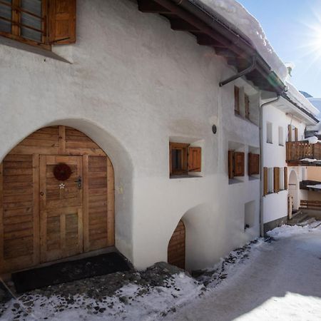 Chasa Curasch Apartment Scuol Exterior photo